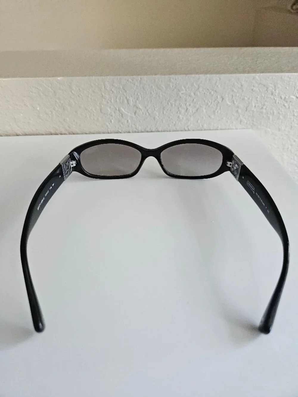 Coach Hope black and silver women's oval sunglasses HC8012 size 53-15-140
